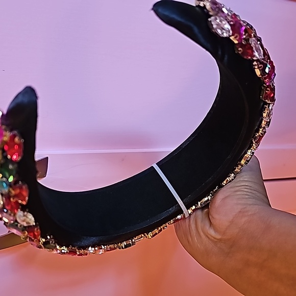 Gorgeous jeweled headband - Picture 6 of 11